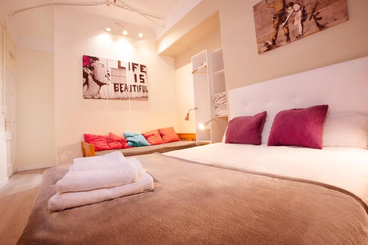 Wow Hostel Barcelona España