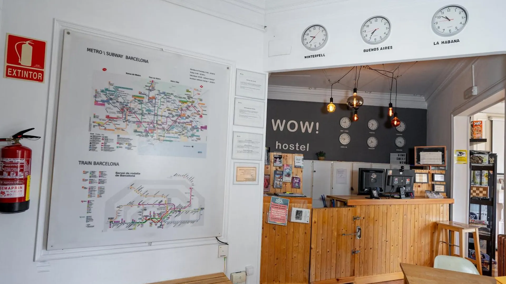 Wow Hostel Barcelona España