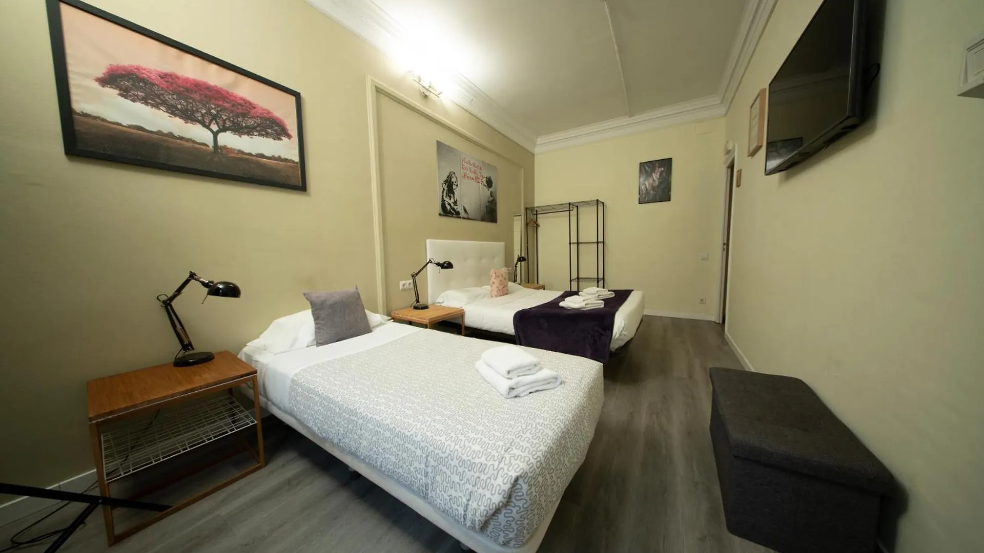 Wow Hostel Barcelona