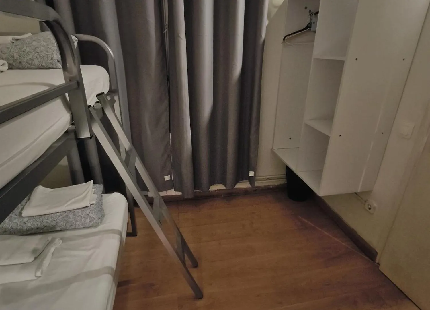 Wow Hostel Barcelona