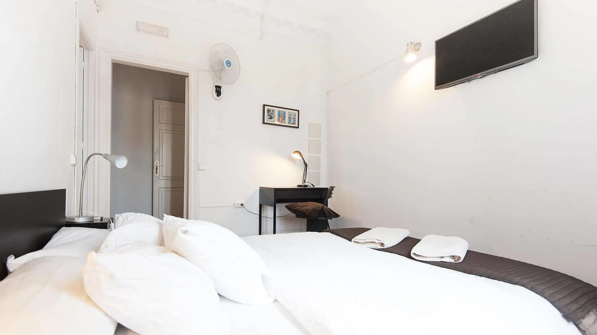 Wow Hostel Barcellona